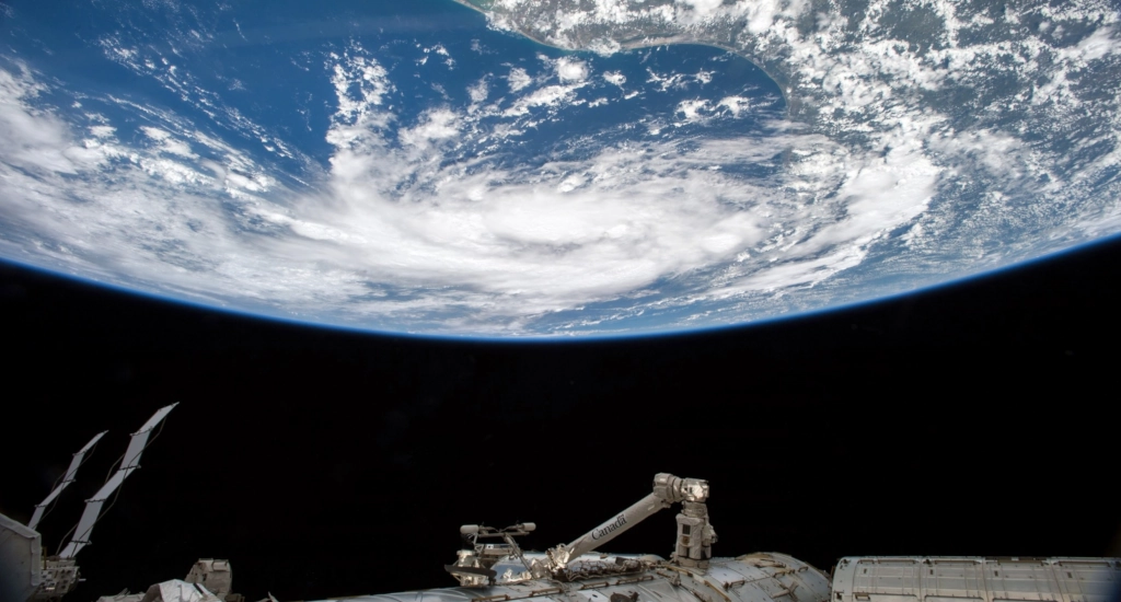 SpaceX: first Private Space Walk mission in History