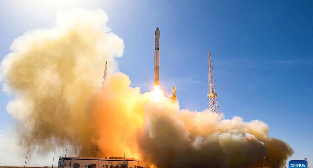 China Executes Surprise Launch of Next-Generation Reusable Rocket